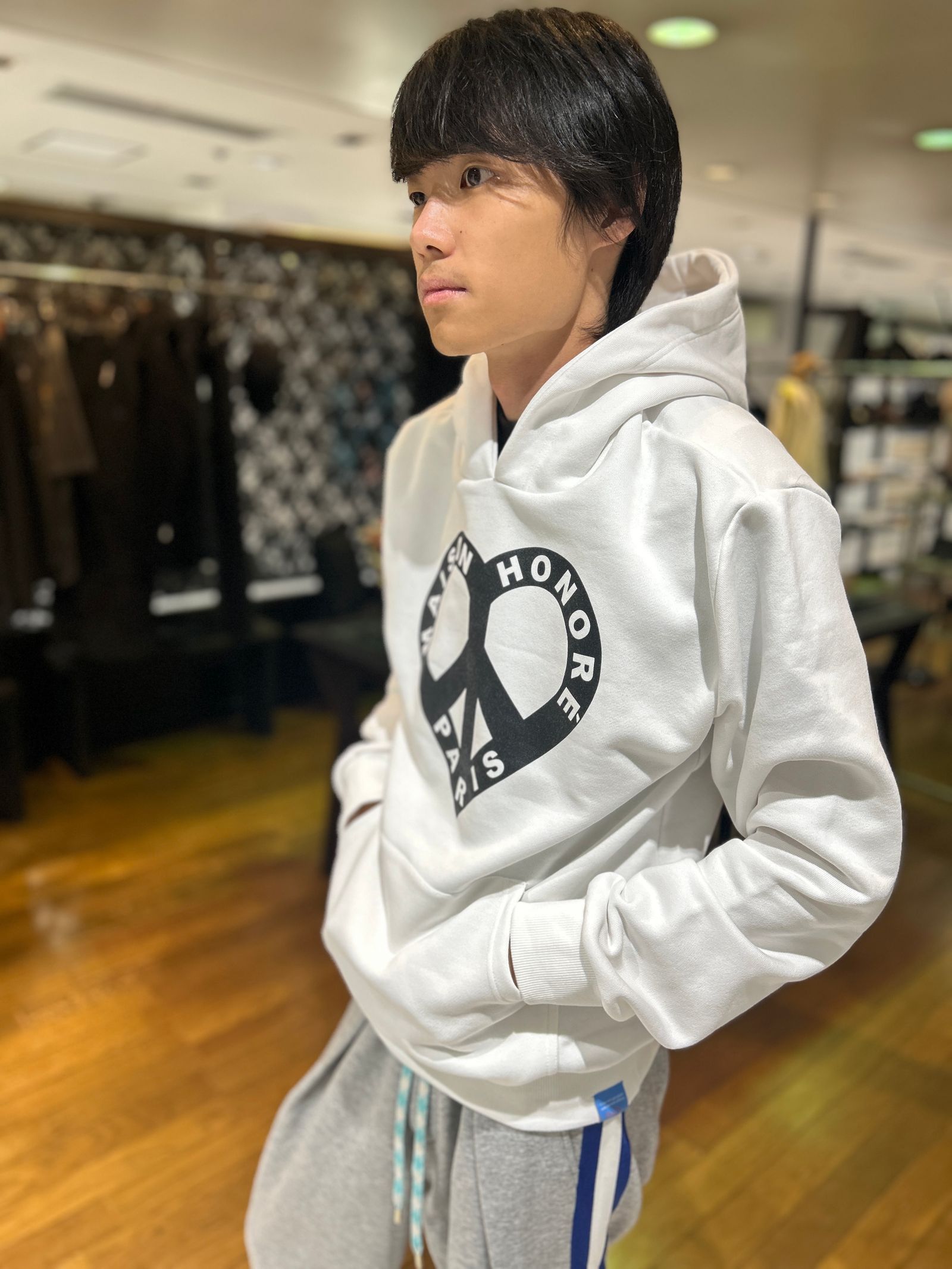 noahd Noam Hoodie ホワイト メゾンオノレ パリ