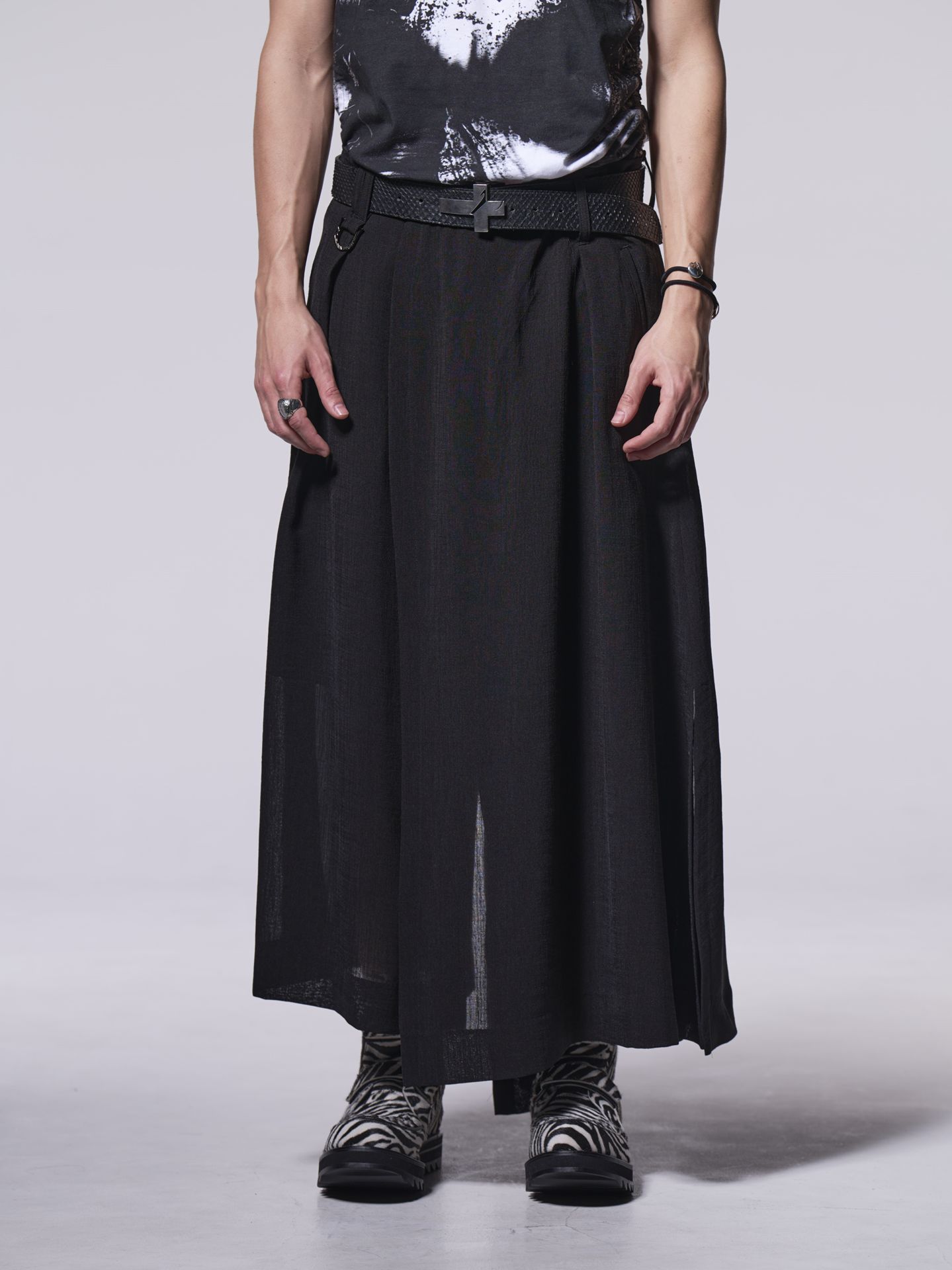 《予約品》 SkirtWideTuckSlacks / スカートワイドタックスラックス / ブラック