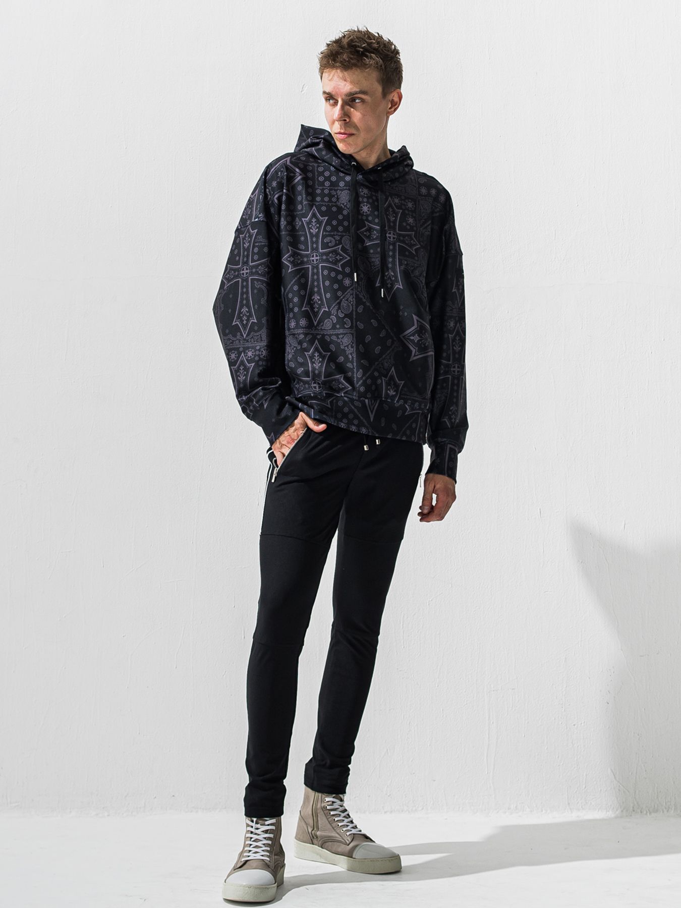 【予約品 9月6日(日) 締切】OVER HOODIE / トリコット オーバーパーカー / クロスブラック