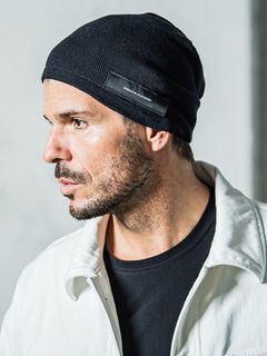 LINEN KNIT CAP / リネン ロゴタグ付き ニットキャップ / ブラック