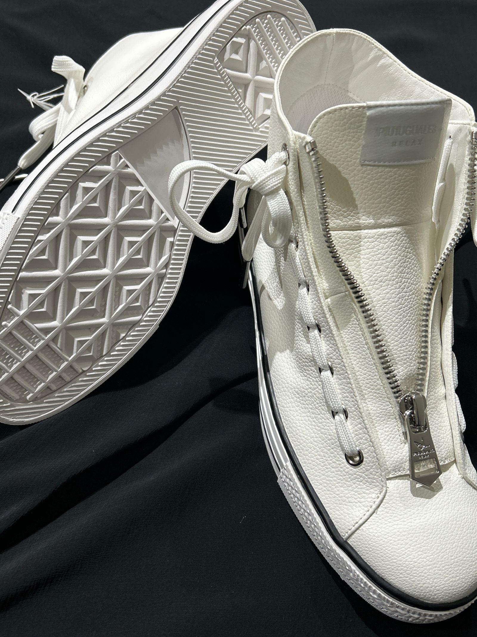 LUXURIOUS ZIP ハイカットスニーカーホワイト 【1PIU1UGUALE3 RELAX】