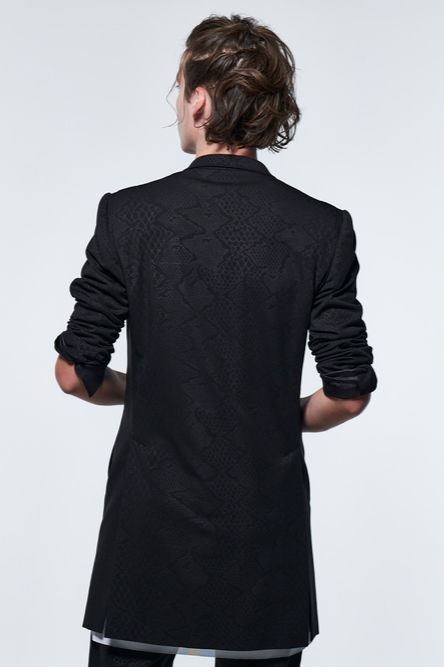《予約品》 StandCollarLongJacket / パイソン柄エンボス加工ジャージ素材ブラック 【kiryuyrik】 2023年4月以降入荷予定