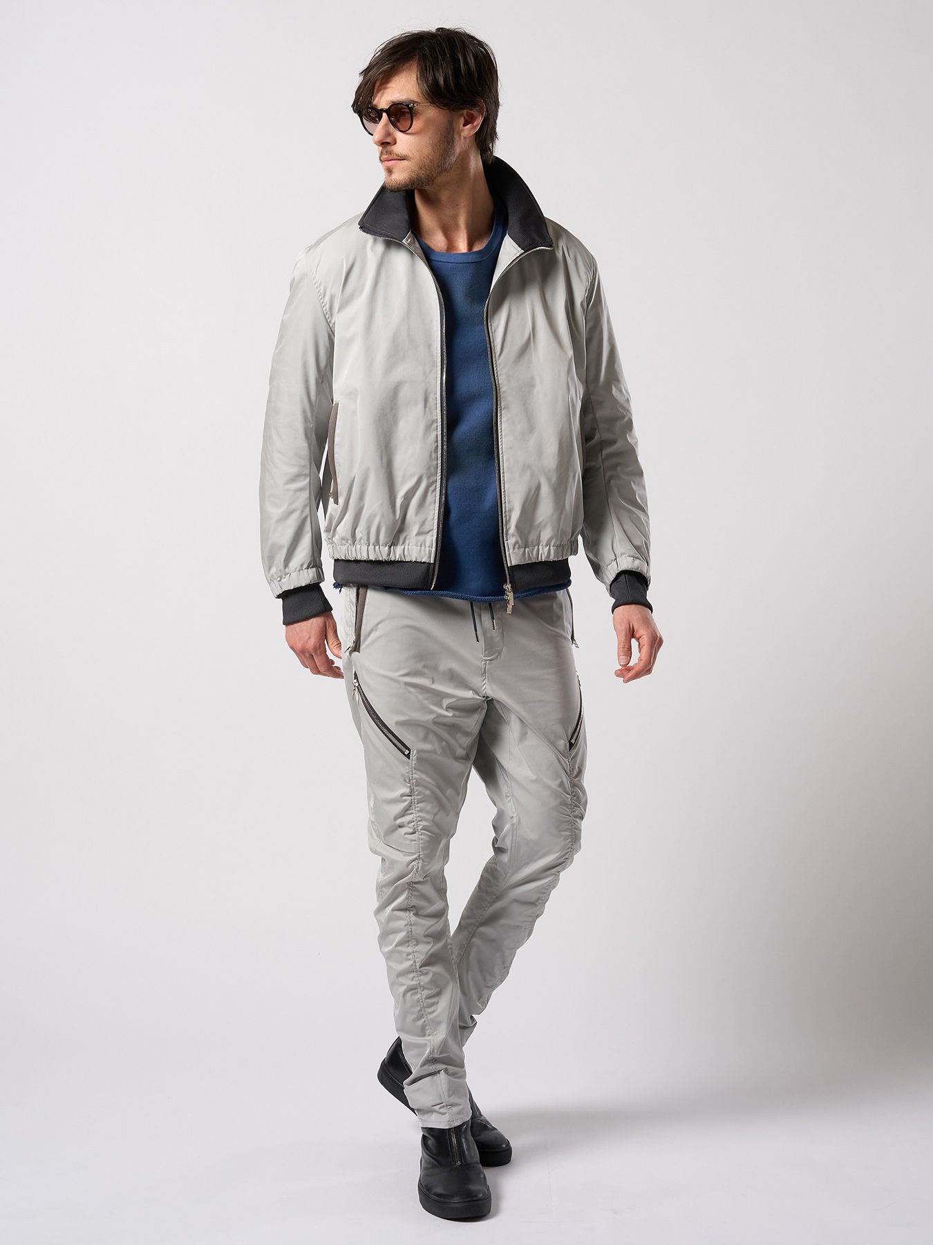 【予約品 4月19日(日) 18時締切】fade cut-off sweatshirt / フェード カットオフ スウェットシャツ / フェードネイビー