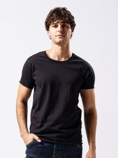 《予約品》 cut-off crew-neck S/S / クルーネックTシャツ / ブラック