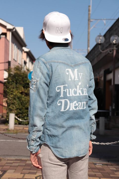 M×Marbles DENIM SHIRT (My Fuckin' Dream)を使ったコーディネート
