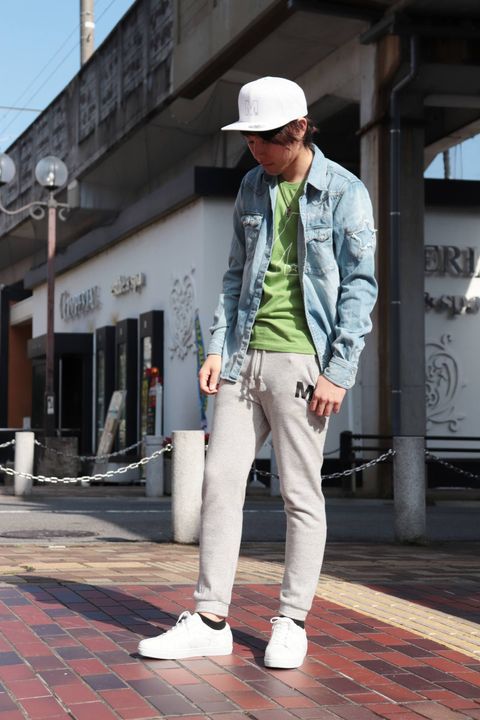 M×Marbles DENIM SHIRT (My Fuckin' Dream)を使ったコーディネート