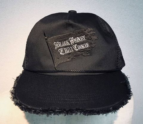 No. 63    22903704 BHCC FLAG CAP 23800円+税