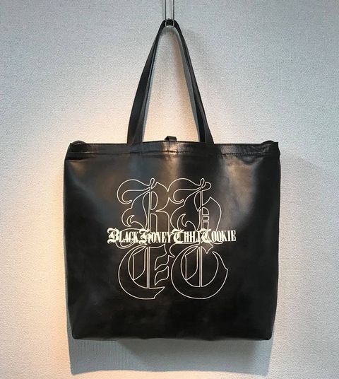 No. 61    2903702  BHCC BIG LOGO LEATHER TOTO BAG 35800円+税