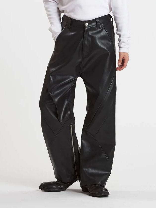 シンセティックレザーZIPフレアパンツ / ブラック【NOID.】