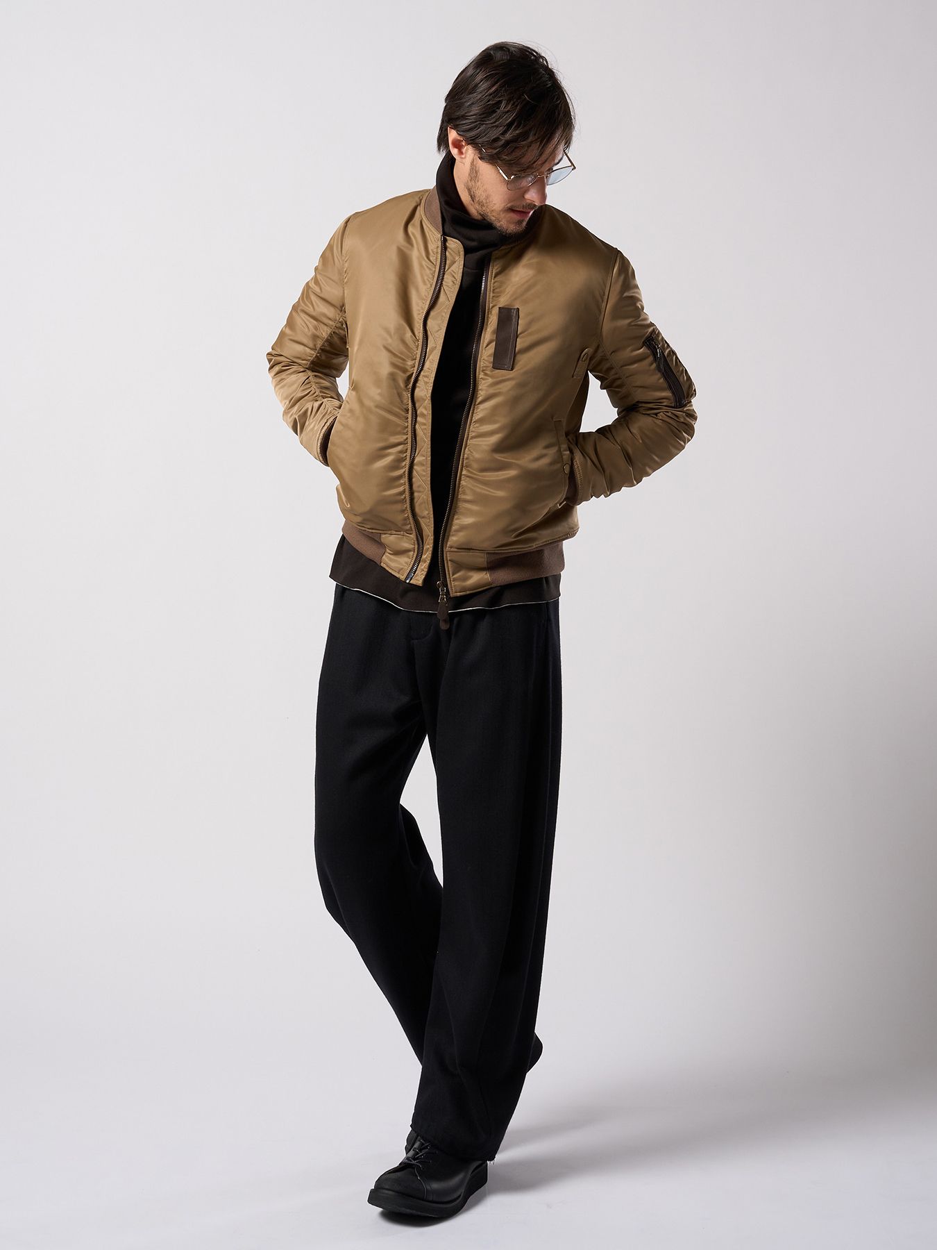 【予約品 4月19日(日) 18時締切】venetian stripe wide banana slacks / ヴェネツィアン ストライプ ワイドバナナスラックス / ブラック