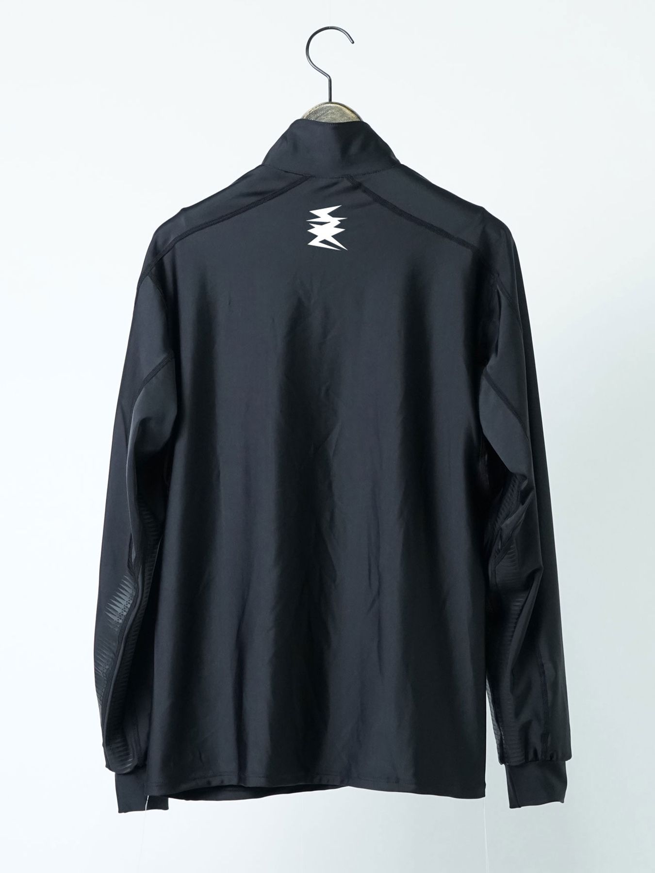 【予約品 11月23日(日) 締切】ARROWHEAD RASHGUARD / ラッシュガード / BLACK×BLACK