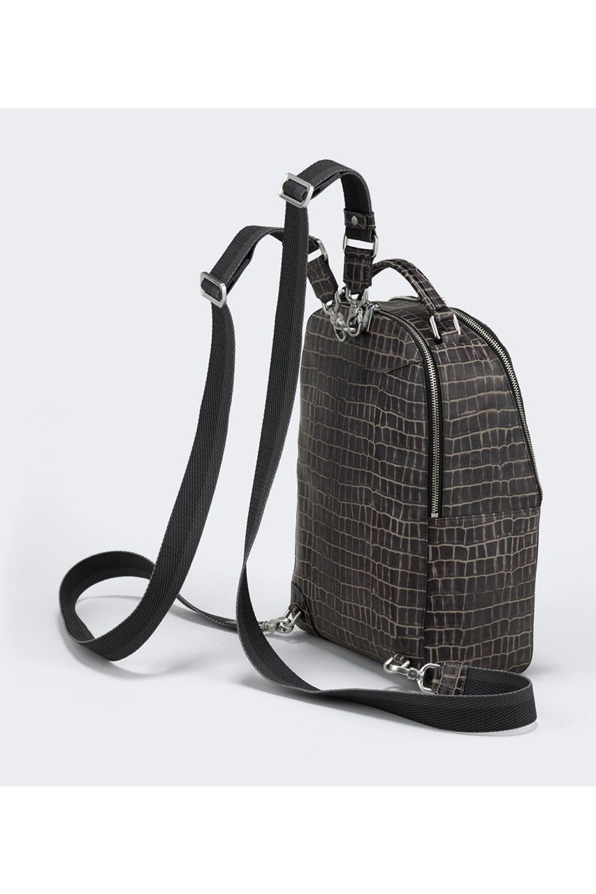 3WAYボディバッグ Tint Embossing Leather / Pale Black 【aniary】