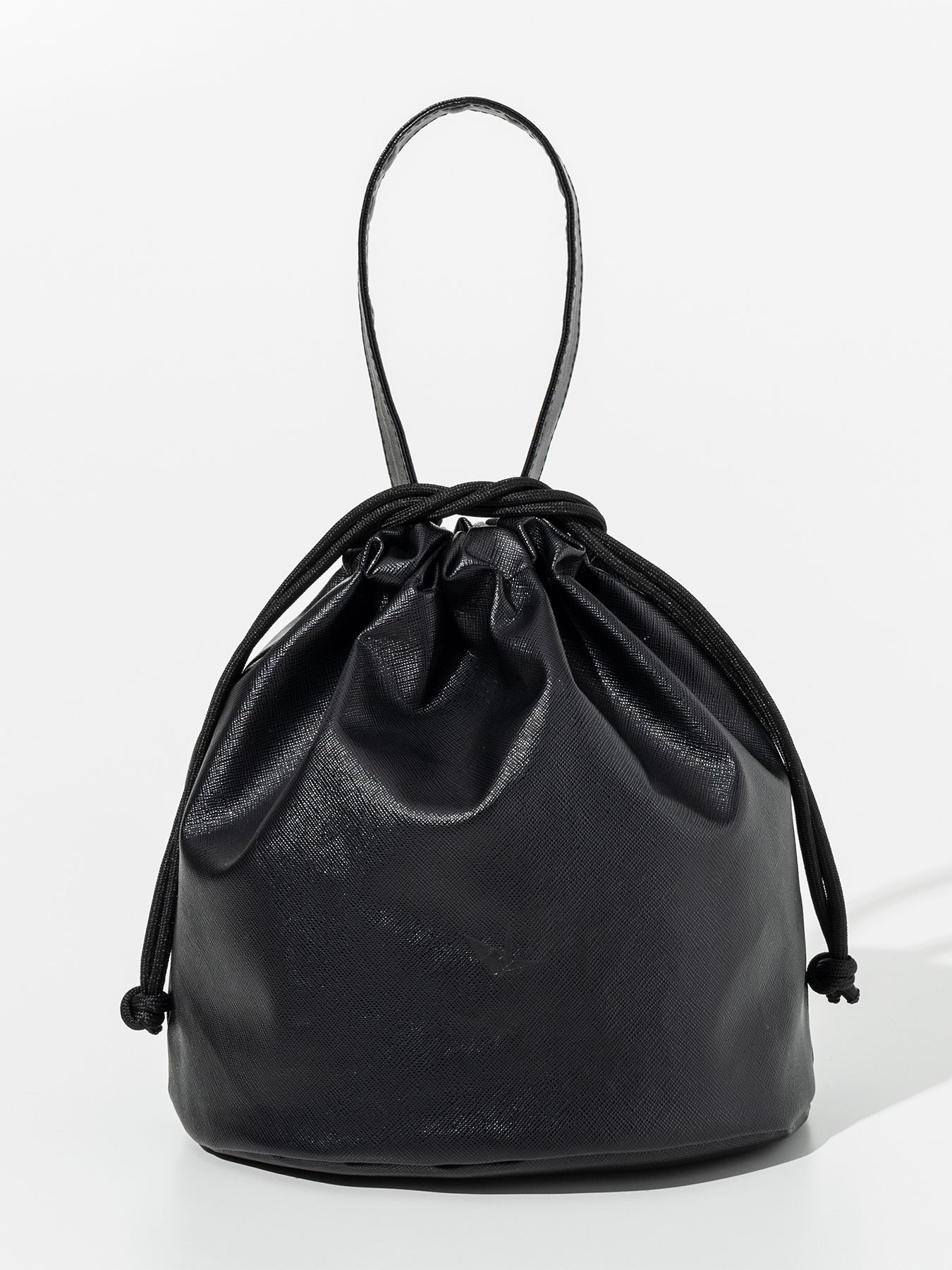 SAFFIANO DRAWSTRING BAG / ブラック