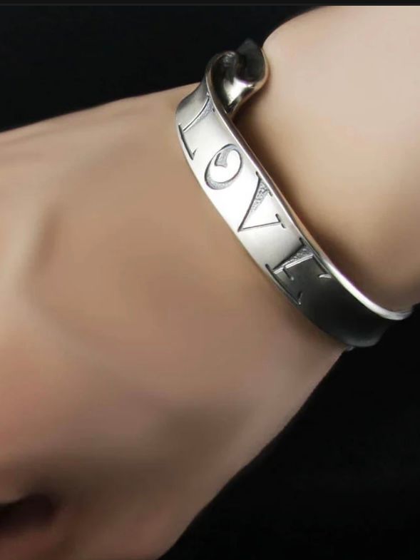 Message On Ribbon Bangle LOVE S