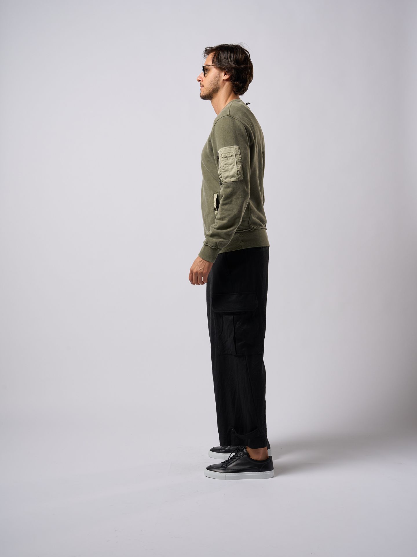【予約品9月19日 10時締め】 MA-1 sweatshirt / プルオーバースウェット / カーキ