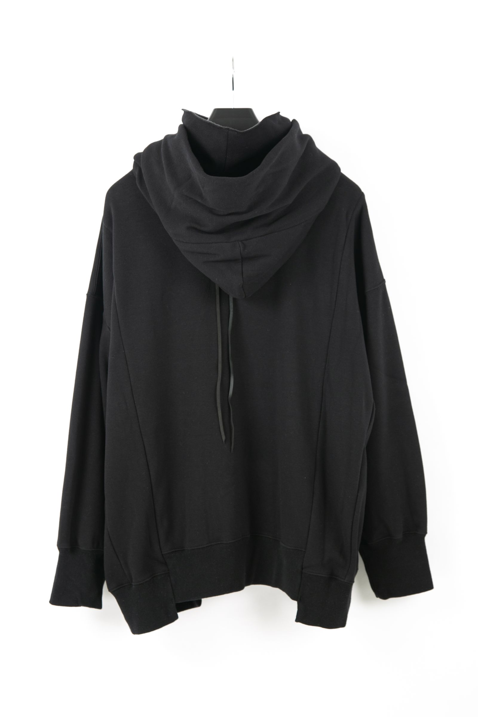 《締め予約品》ストレッチコットンポリ ベロア加工ニット ワイドプルオーバーフーディー / BLACK 【STRUM】 8月中~下旬入荷予定