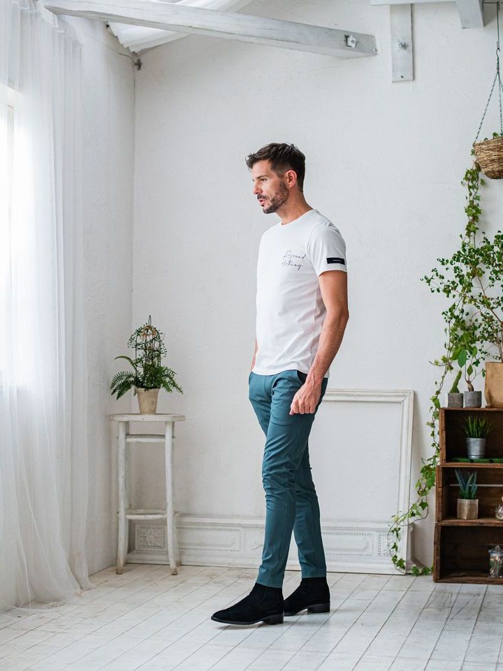 《予約品3月3日18：00締め》 ICON BASIC TEE / バックロゴTシャツ / ホワイト・ブラック