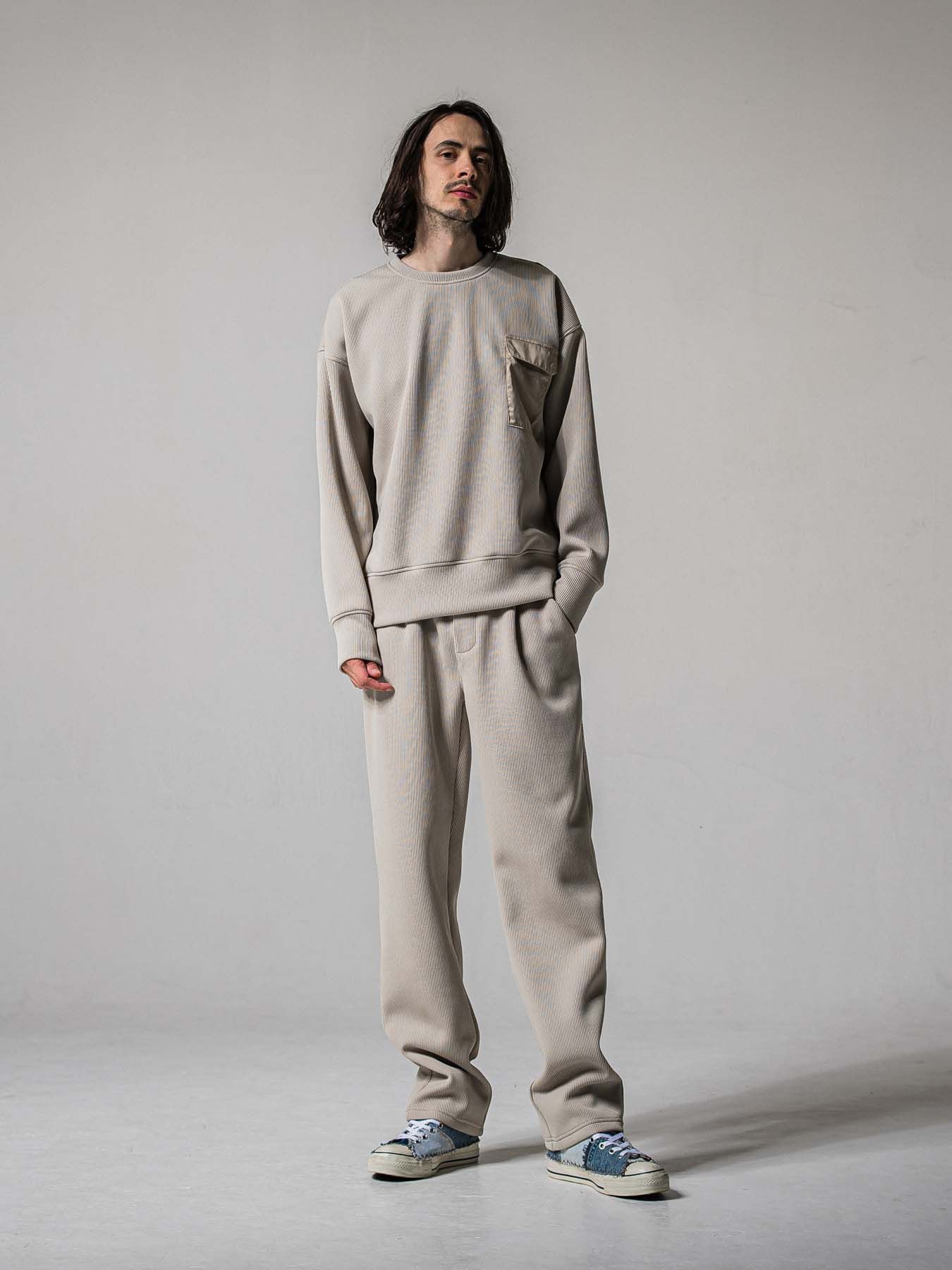 【予約品 11月16日(日) 締切】AZE  WIDE TUCK PANTS / 畔編みニット セミワイドシルエット ワンタック イージーパンツ / グレージュ