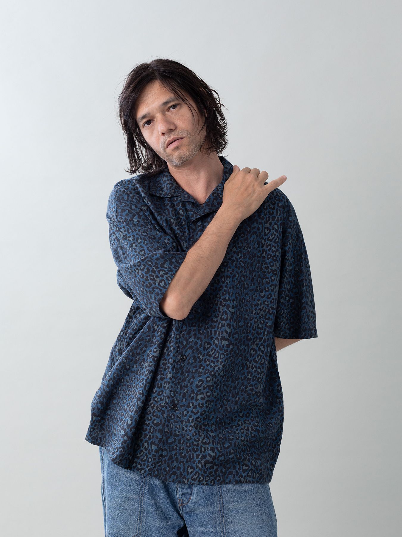 【予約品 5月6日(水) 締切】LEO-SHIRTS / レオパード柄シャツ / ネイビー系