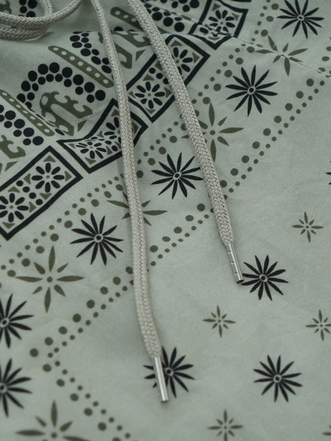 【予約品 2月1日(日) 締切】VINTAGEBANDANA SHORTS / ヴィンテージバンダナ柄 ショーツ / アイボリー