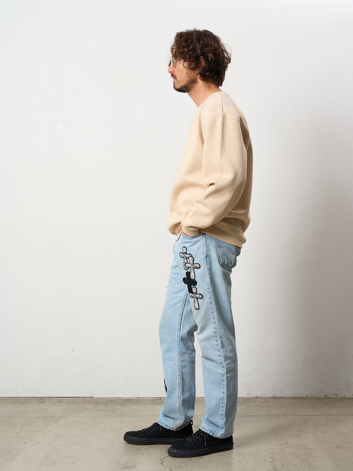 【予約品 5月8日(木) AM10時 締切】 TC裏毛起毛 スターグラムハート発泡プリント ロゴ刺繍 スウェットシャツ / ベージュ