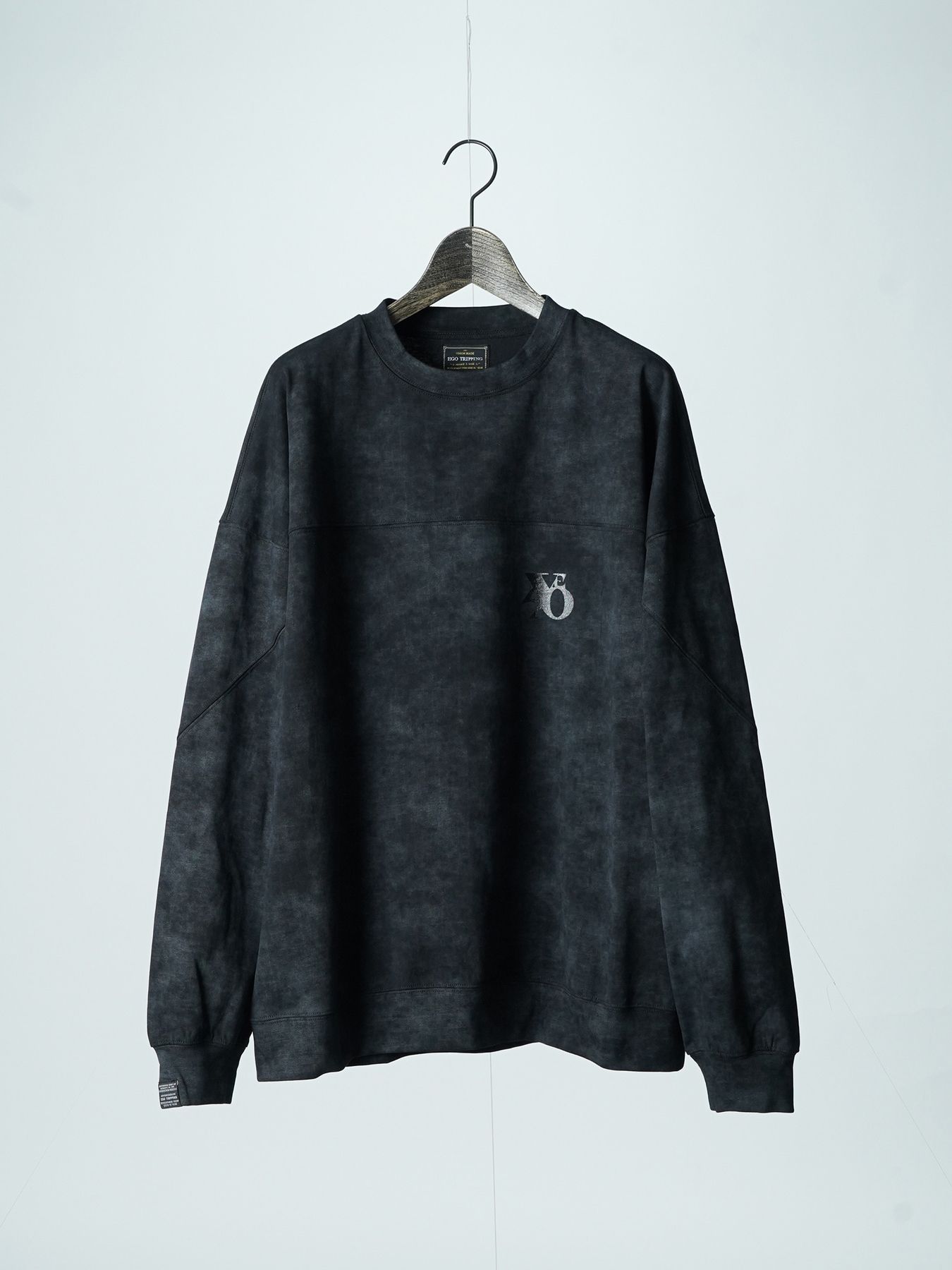 【予約品 2月1日(日) 締切】SWITCHCUT / ロゴプリント カットソー  / ブラック