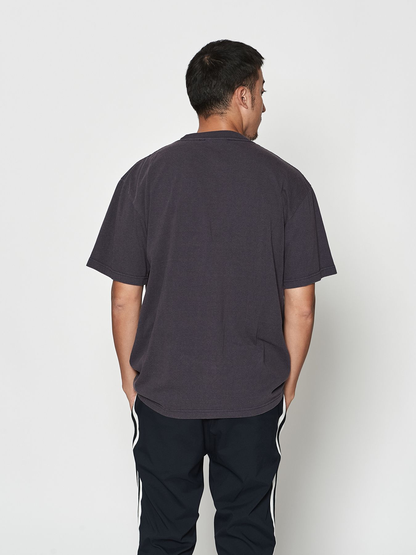 【予約品 10月9日(木) 締切】muta Aging Circle Logo Tee / Tシャツ / ネイビー【Acanthus × muta MARINE】