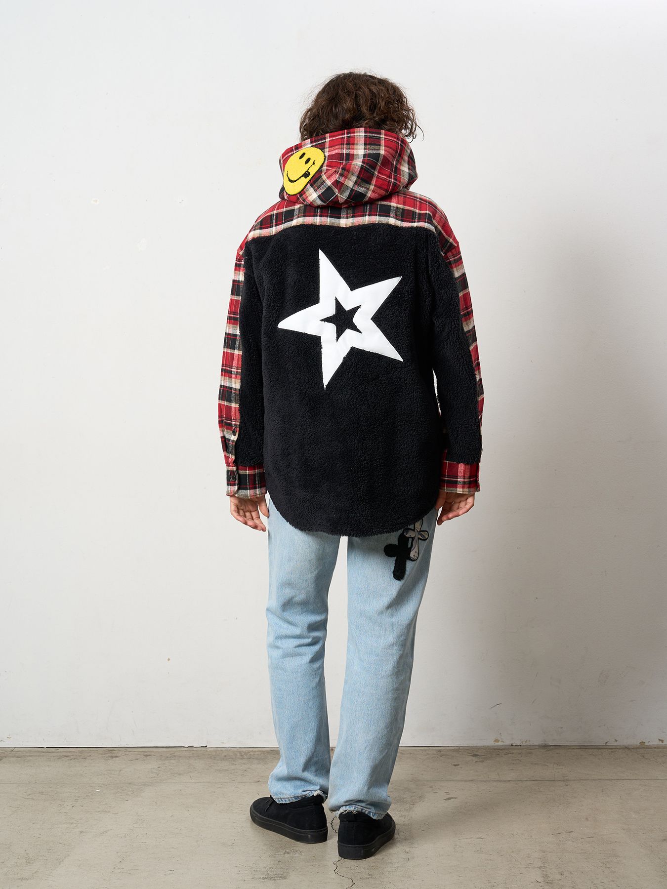 【予約品 】 ヘビーネルチェック-ボア レザースター&サガラパッチワーク フーデッドシャツ / ブラック