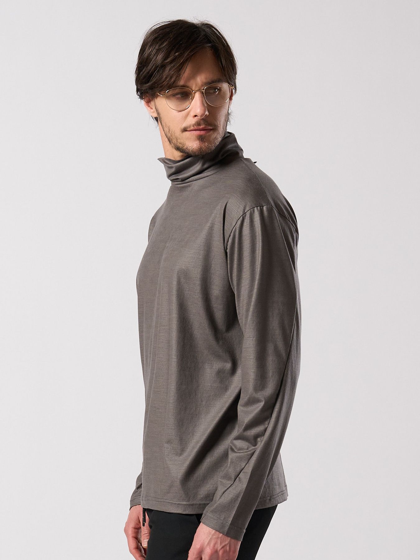 【予約品 4月19日(日) 18時締切】ex.comfy wool turtle  / メリノウールジャージー タートルネック / スチールグレー