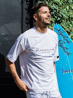 《予約品3月3日18：00締め》 handwriting RUSH OVER T / ラッシュガードTシャツ / ホワイト