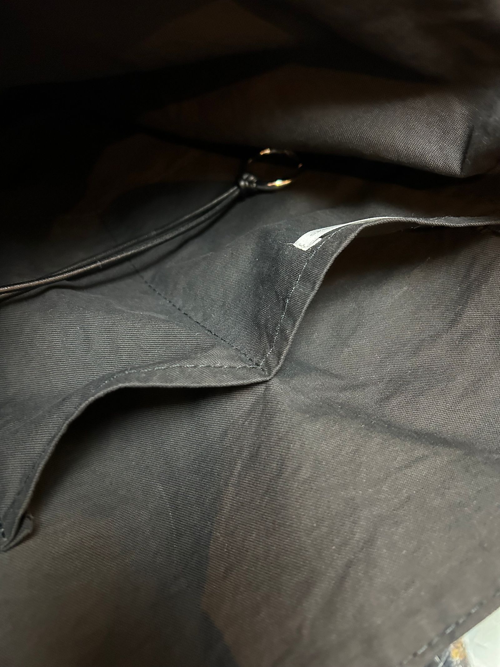 LEATHER CORD SHOULDER BAG / ショルダーバッグ / ブラック 【Iroquois.SENTI】