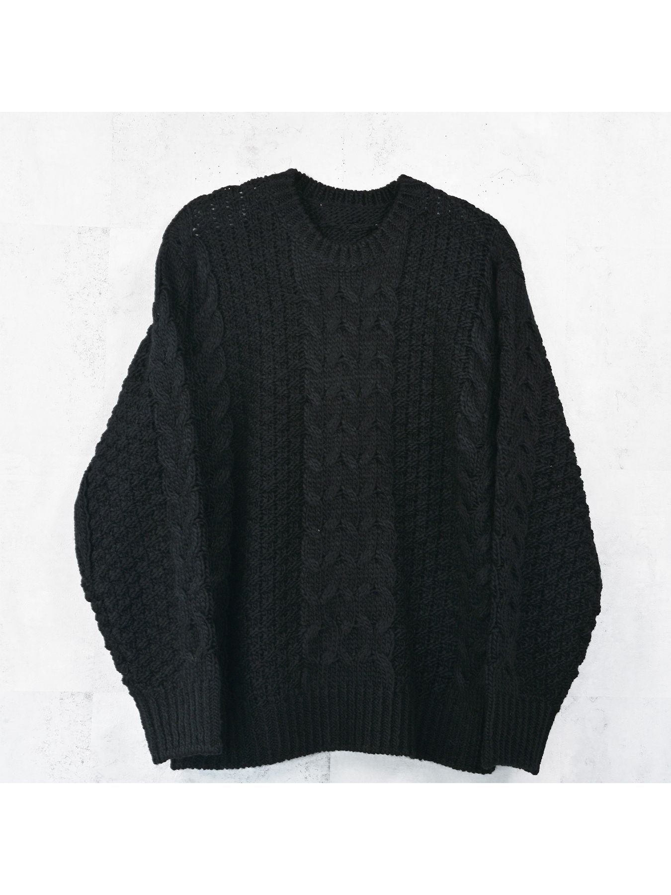 【予約品 9月6日(日) 締切】CABLE LAW SWEATER / ケーブル編みローゲージセーター / ブラック