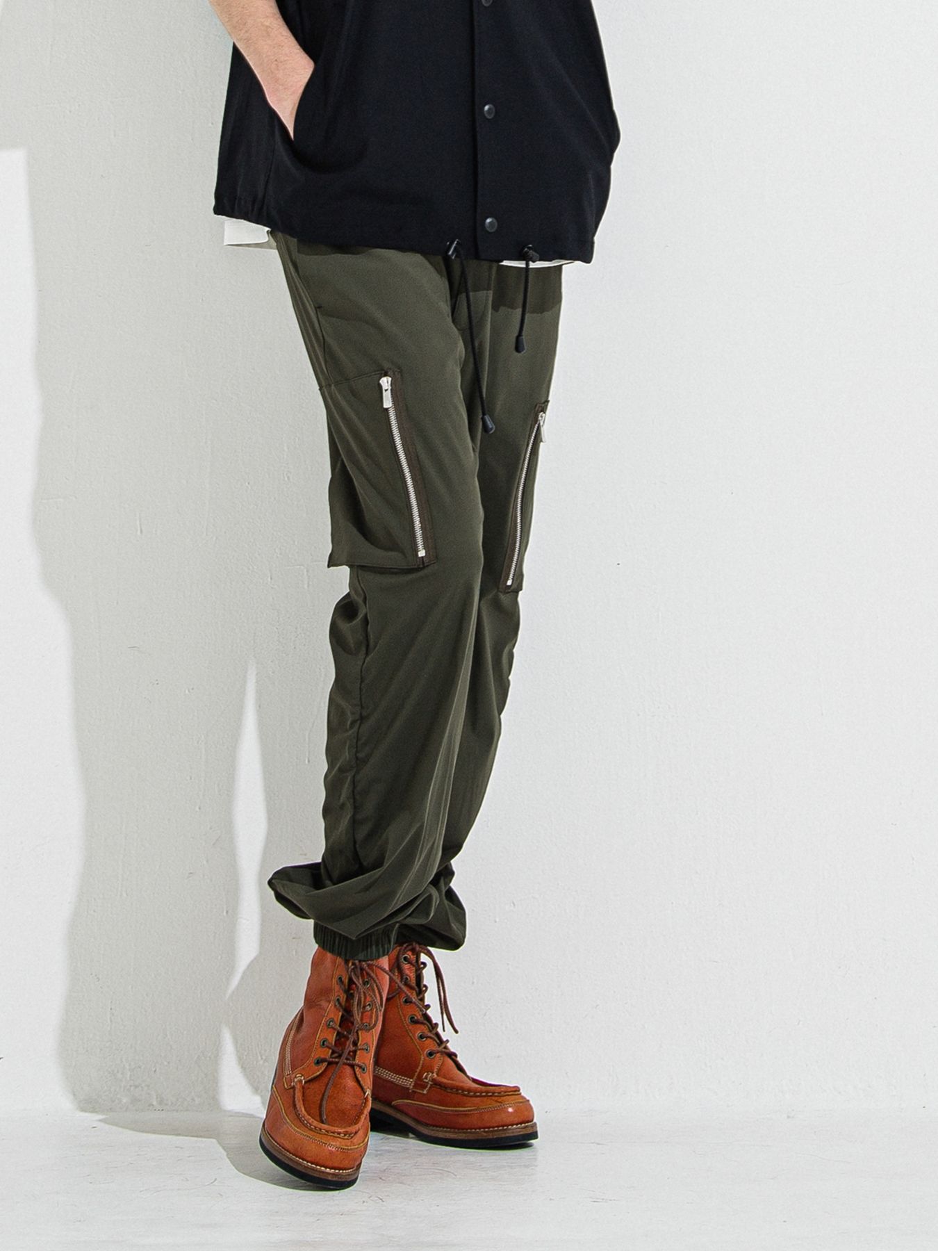 【予約品 】DAVID NYLON CARGO PANTS / デヴィッドナイロンカーゴパンツ / カーキ