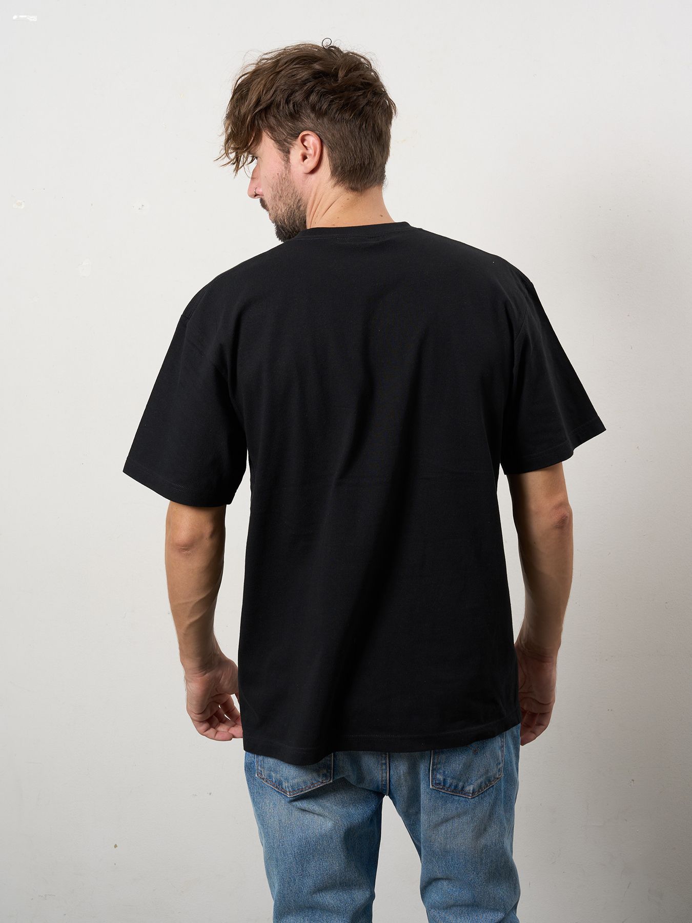 【予約品 10月16日(木) 締切】5.6ozコットン天竺 YOU'RE ON STONEDシークイン SSシャツ / ブラック