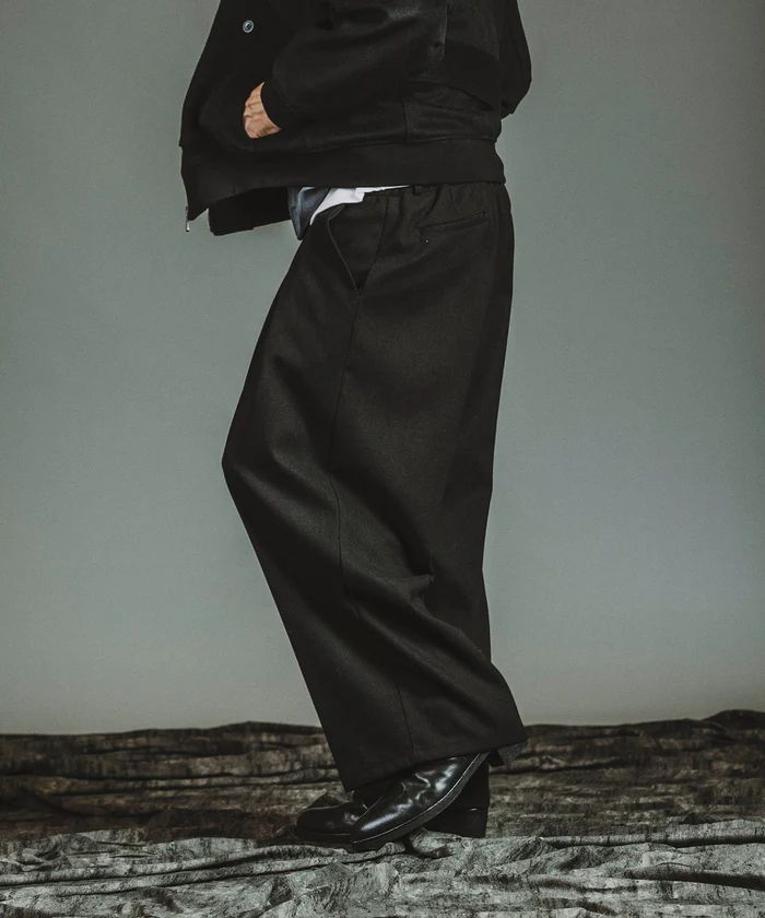 クロスタックワイドトラウザーズブラック【NOID.】
