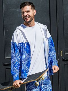 《予約品3月3日18：00締め》 Paisley RUSH OVER ZIPUP HOODIE / ラッシュガードパーカー / バンダナブルー
