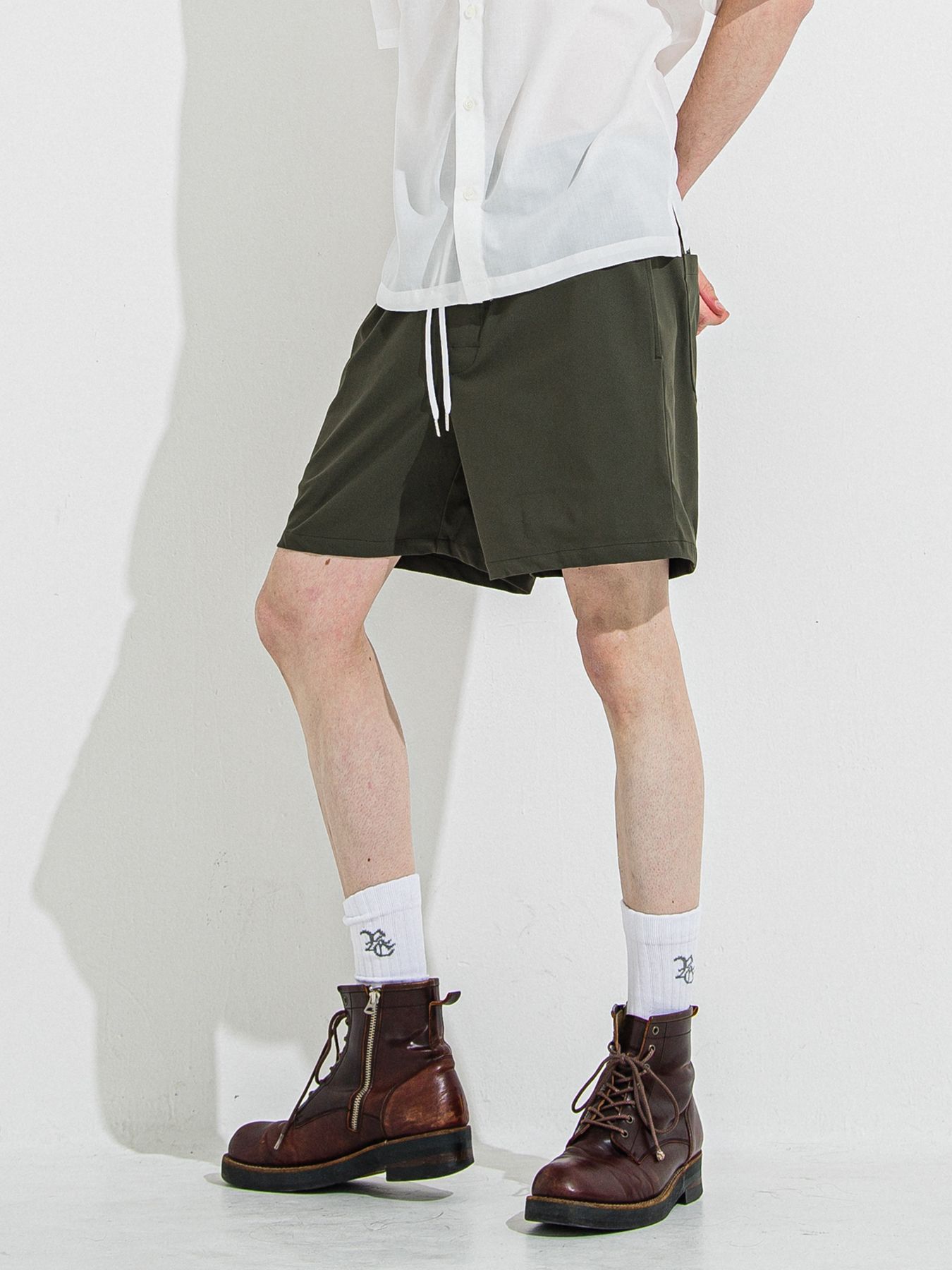 【予約品 】TV NYLON SHORTS / ティーヴィーナイロンショーツ / カーキ