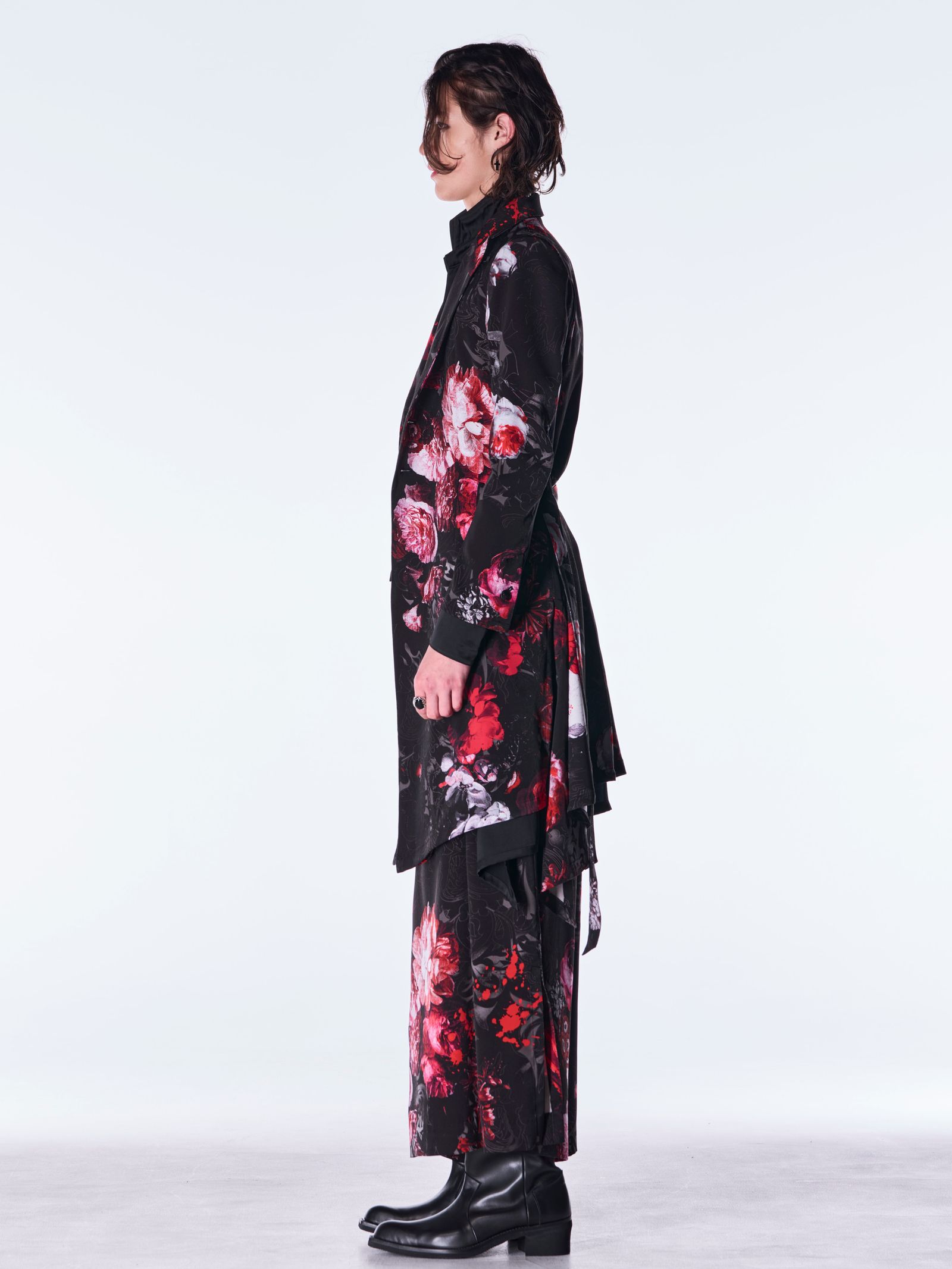 【予約品 6月29日(月) 締切】Goth Flora Suede Satin Flare Jacket / フレアジャケット / ブラック