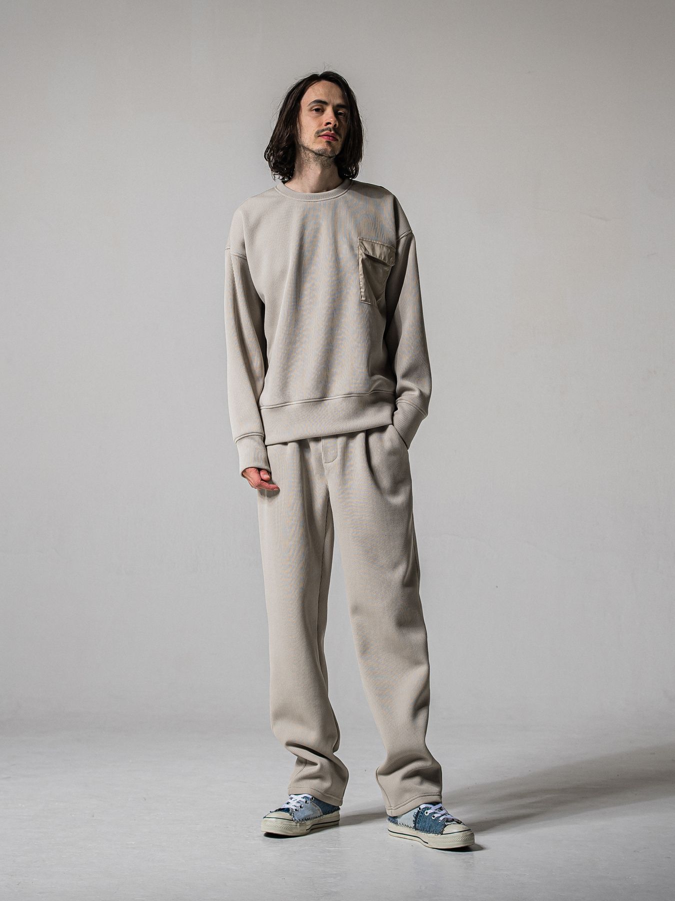 【予約品 11月16日(日) 締切】AZE MILITARY DROP TRAINER / 畔編みニット トレーナー / グレージュ