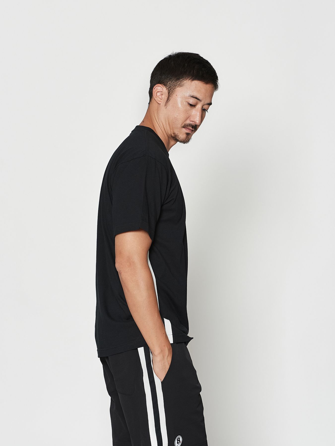 【予約品 10月9日(木) 締切】muta sweet tee / Tシャツ / ブラック【Acanthus × muta MARINE】