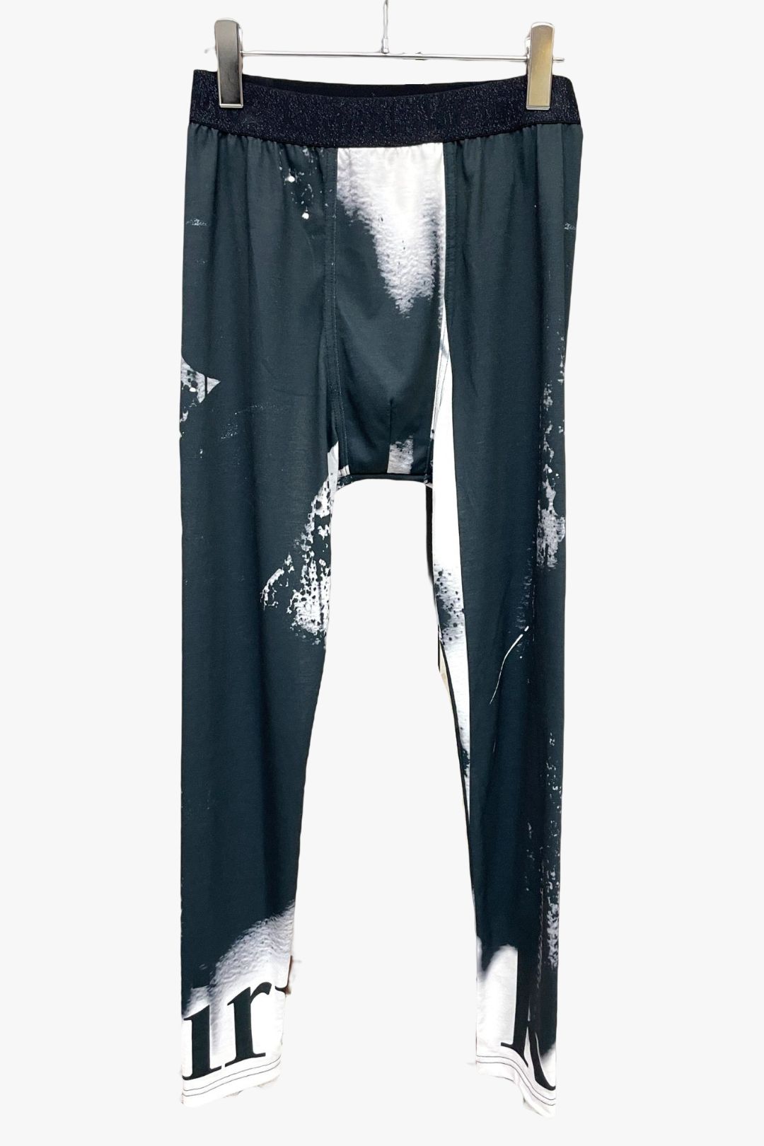 《予約品》 レギンスShortLeggings / ブラック＆ホワイト 【kiryuyrik】 2023年3月以降入荷予定