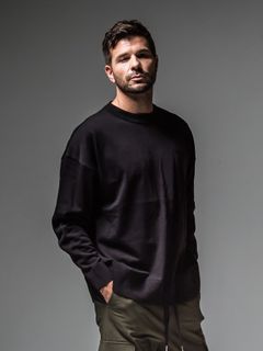 velours fleece neo thermal / 裏地特殊起毛ベロアフリースサーマル / ブラック 肩ロゴ刺繡入り 【RESOUND CLOTHING】 1