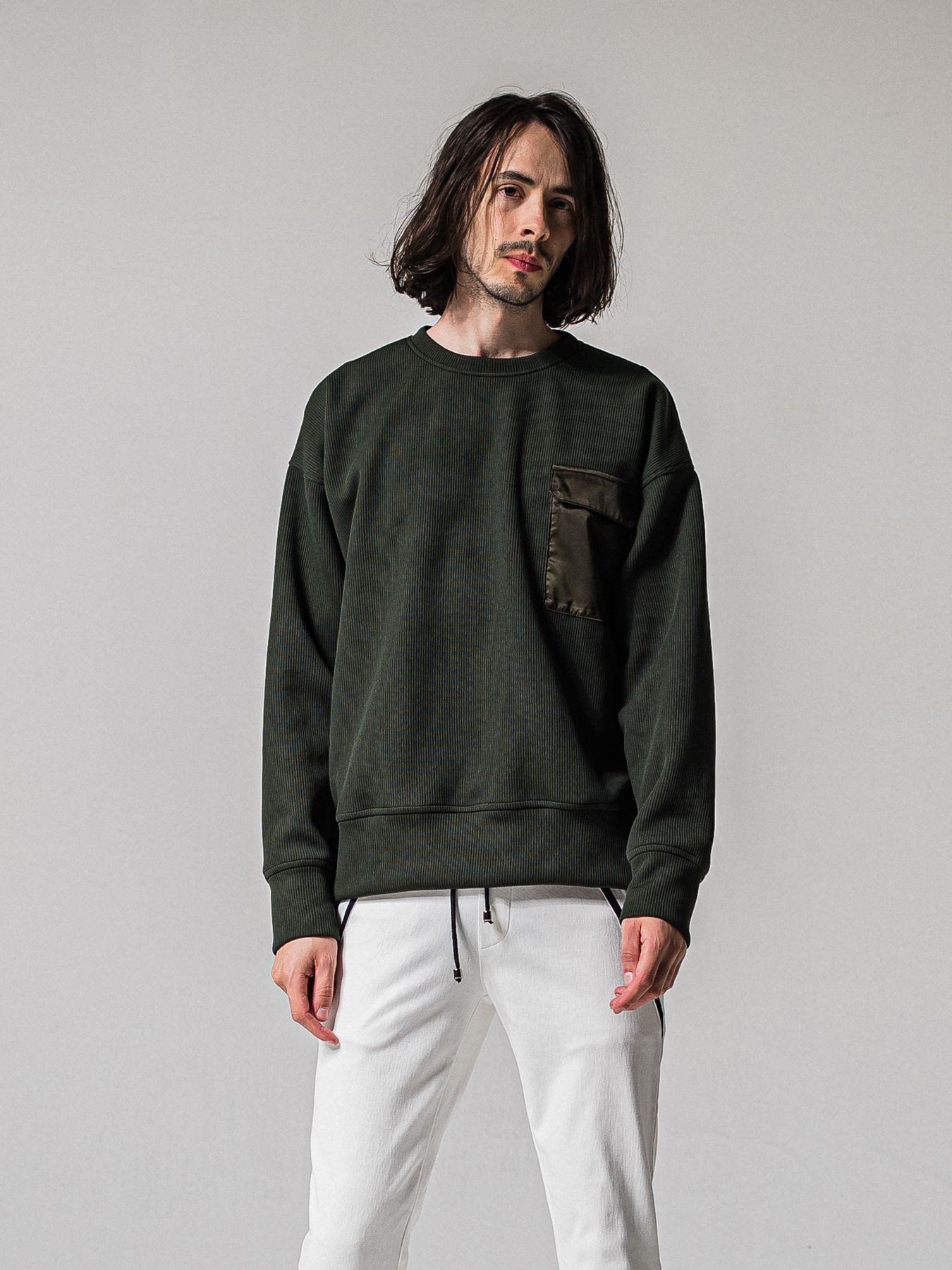 【予約品 11月16日(日) 締切】AZE MILITARY DROP TRAINER / 畔編みニット トレーナー / カーキ