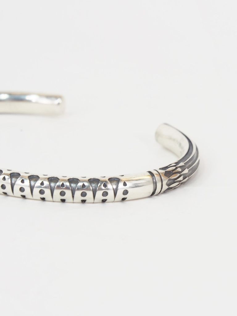 EGO TRIPPING - 《予約品》 ARROWHEAD BANGLE / バングル / シルバー 