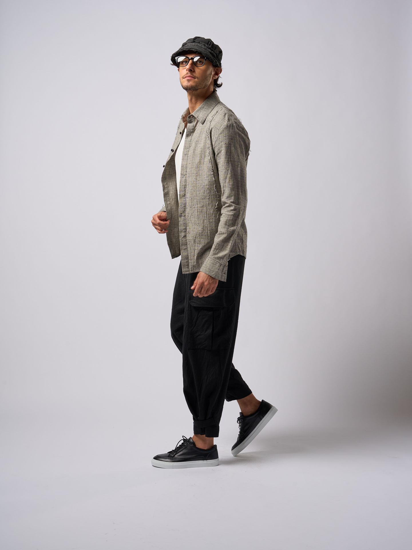 【予約品9月16日 10時締め】 side pocket easy cropped  / イージーパンツ / ブラック