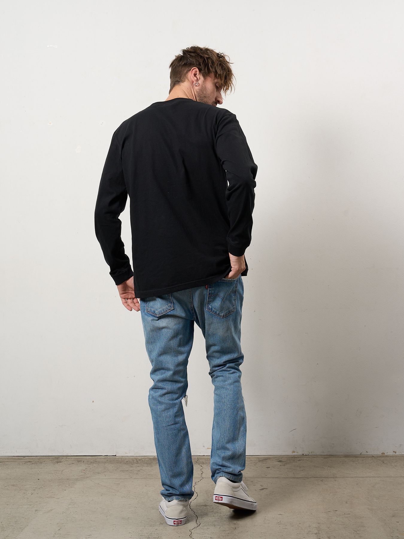 【予約品 10月16日(木) 締切】5.6ozコットン天竺 ドリップスター&クロスパッチ LSシャツ / ブラック