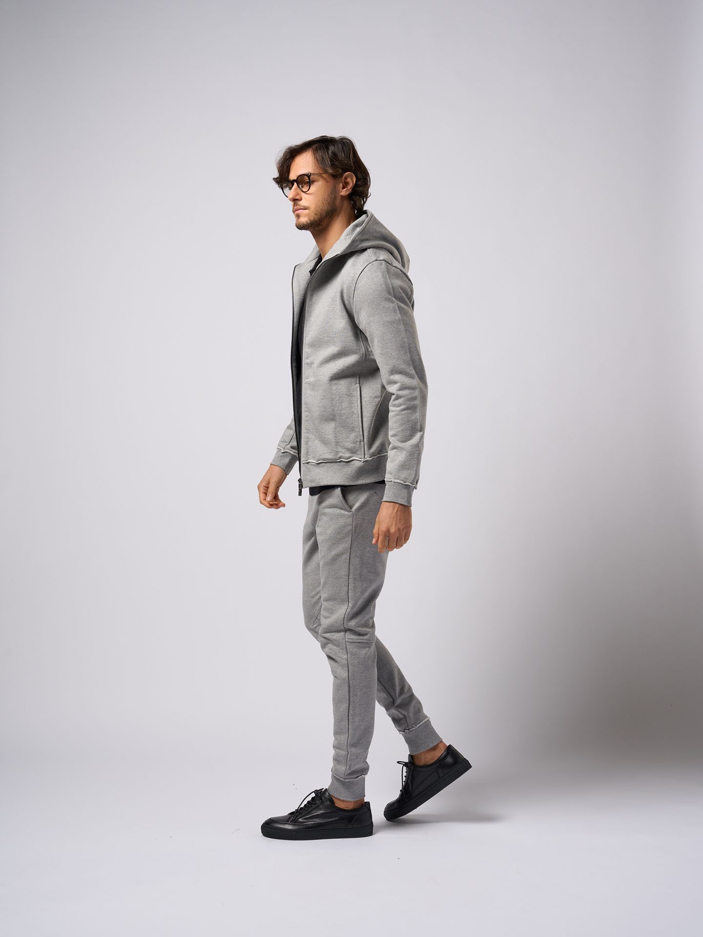 【予約品9月19日 10時締め】 basic zip-up parka  / ジップパーカー / グレー