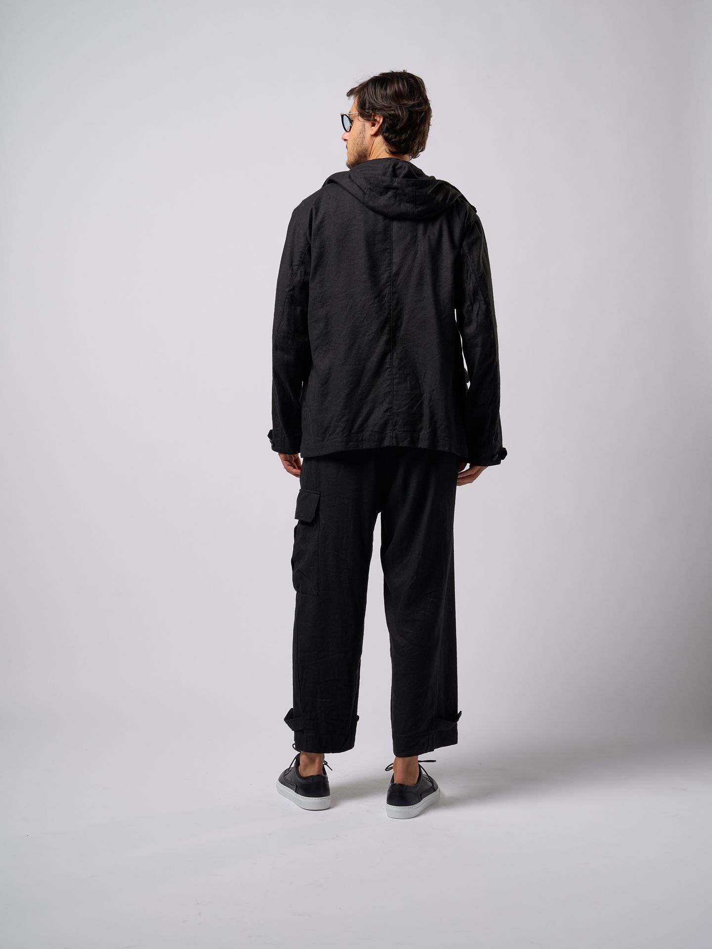 【予約品9月16日 10時締め】 hooded blouson / パーカー / ブラック