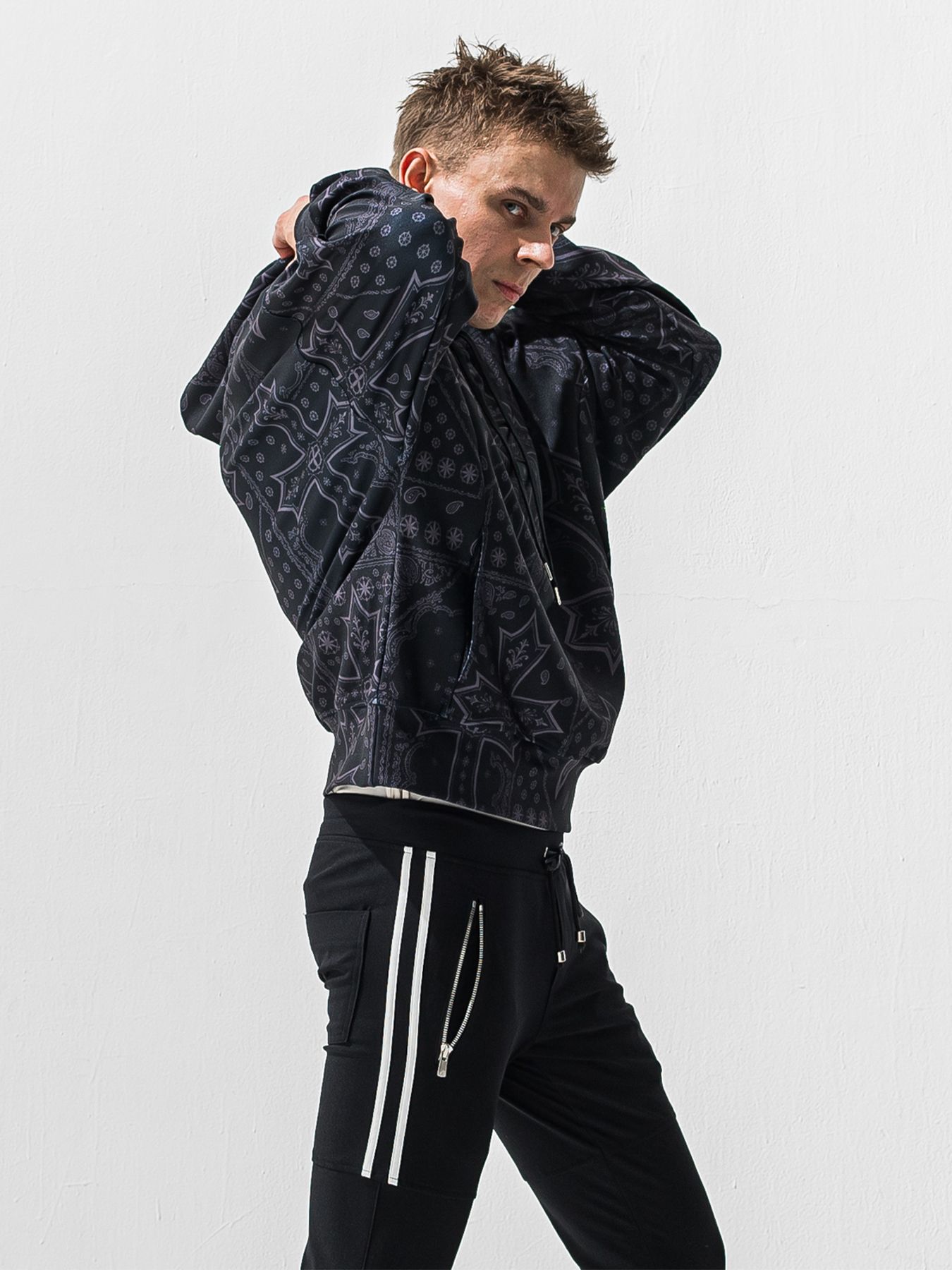 【予約品 9月6日(日) 締切】OVER HOODIE / トリコット オーバーパーカー / クロスブラック
