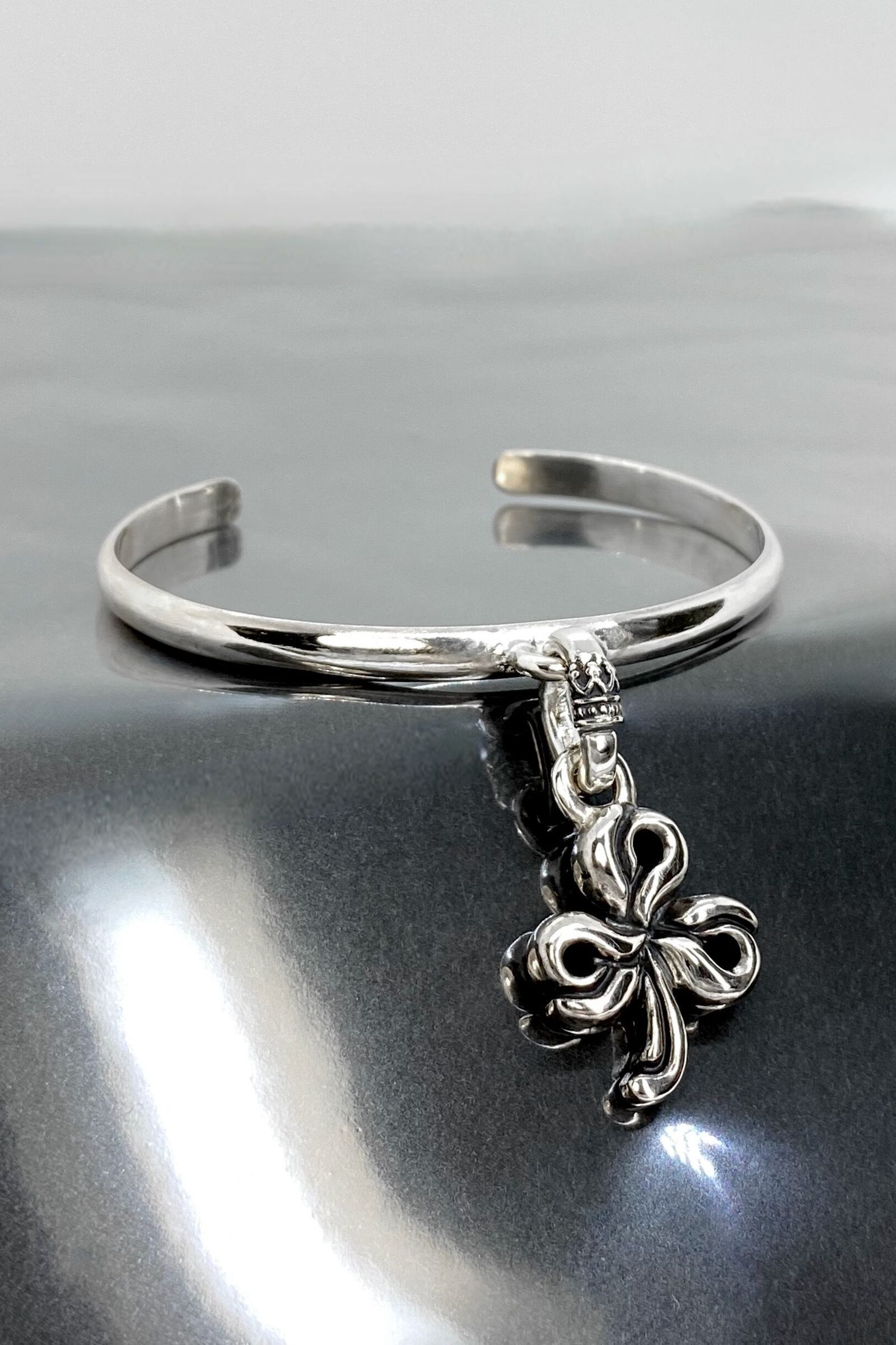 《受注生産》 BANGLE BRACELET [SHAMROCK] バングル 【GOD SIZE】 注文から2～3週間後入荷予定